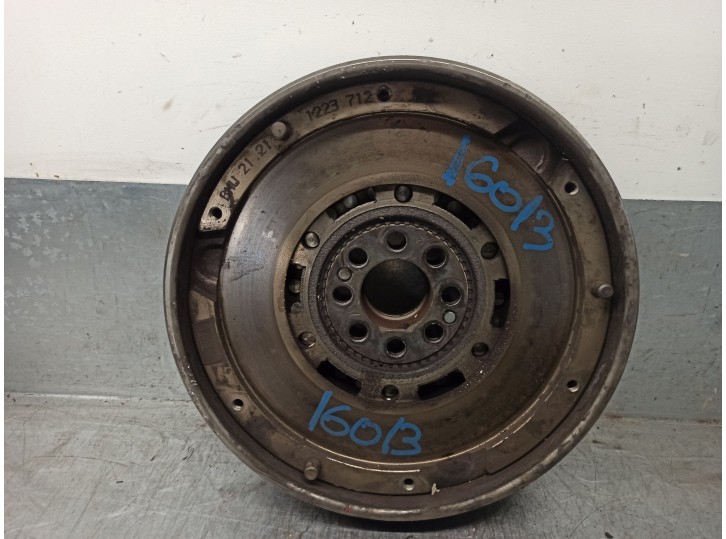 Recambio de volante motor para bmw serie 3 berlina (e46) 320d referencia OEM IAM 21211223712  