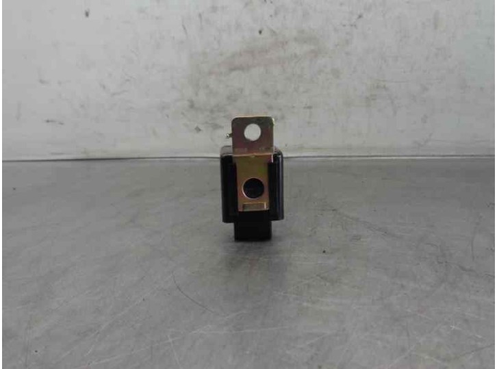 Recambio de rele para ssangyong korando 2.9 turbodiesel cat referencia OEM IAM 8662005000 