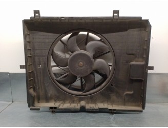Recambio de electroventilador para mercedes-benz clase e (w210) berlina 2.6 cat referencia OEM IAM A2105052355 0130303816 BOSCH
