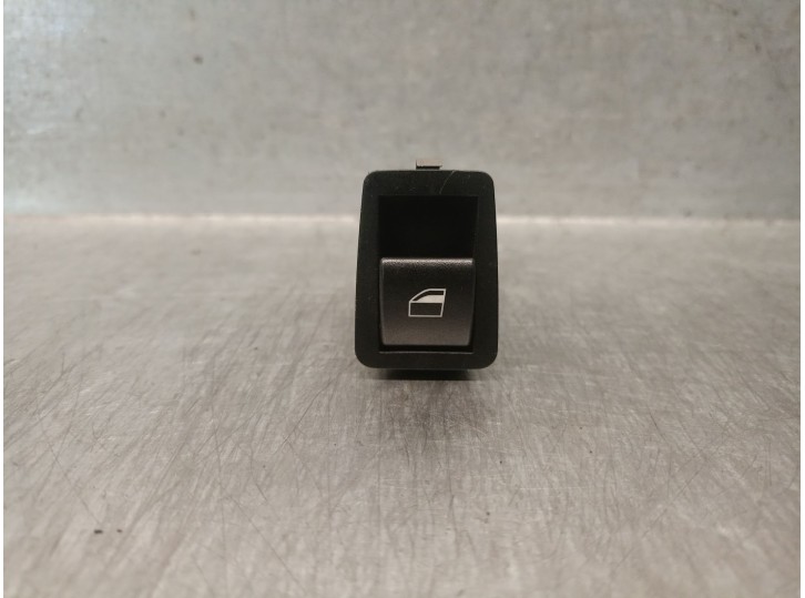 Recambio de mando elevalunas trasero izquierdo para bmw 3 (e46) 320 d referencia OEM IAM 6902174 6902174 