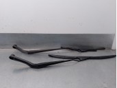 Recambio de brazo limpia delantero derecho para opel insignia berlina 1.6 cdti dpf referencia OEM IAM 13227399 13227398 