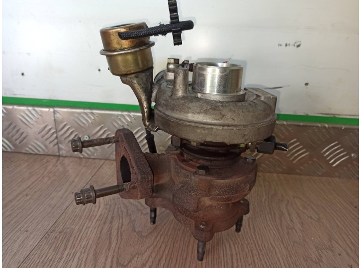 Recambio de turbocompresor para volkswagen passat berlina (3b2) 1.9 tdi referencia OEM IAM 028145702 4540972 GARRETTT