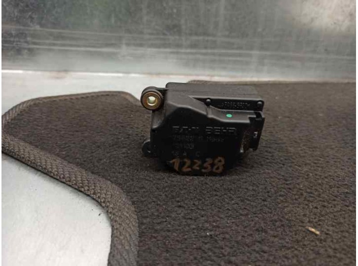 Recambio de motor calefaccion para volvo xc70 2.4 diesel cat referencia OEM IAM 75622G  