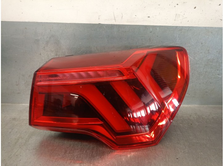 Recambio de piloto trasero derecho para audi q3 (f3b) 35 tdi referencia OEM IAM 83A945092 83A945092 