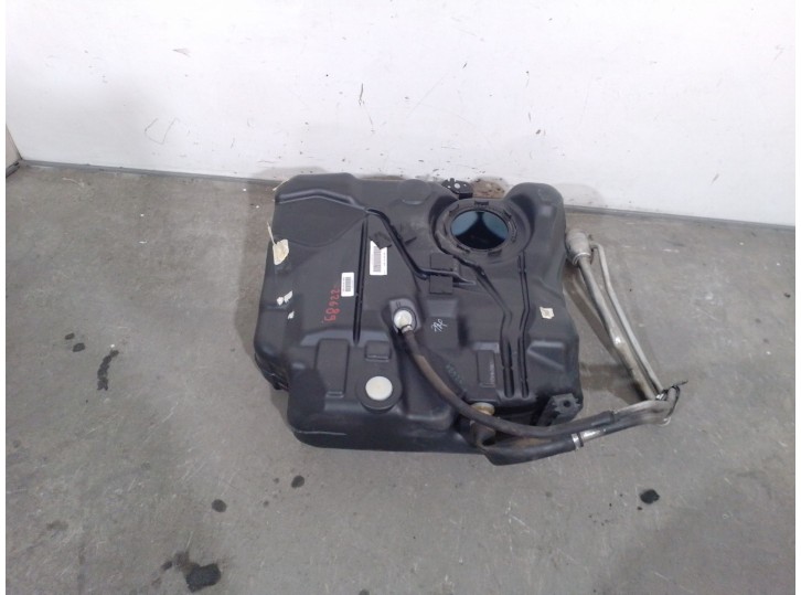 Recambio de deposito combustible para volvo v40 hatchback (525) d2 referencia OEM IAM 31432940 31432940 