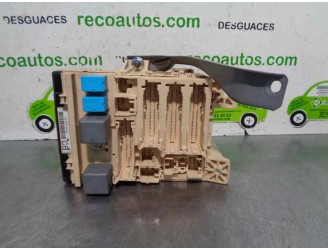 Recambio de caja reles / fusibles para lexus rx 300(mcu35) 3.0 v6 cat referencia OEM IAM CB0FDEM 