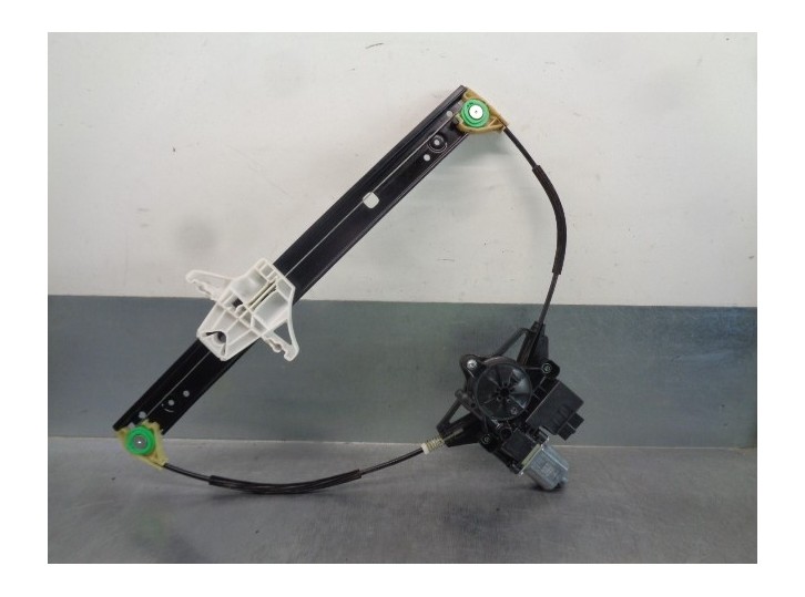 Recambio de elevalunas trasero izquierdo para skoda octavia lim. (5e3) active referencia OEM IAM 5E0839461 5 PINES 5 PUERTAS