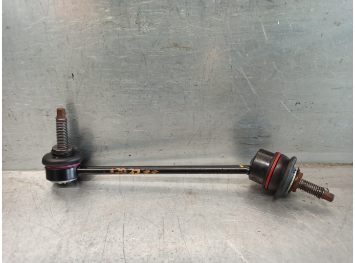 Replacement rear left strut for Jaguar S-Type 2.7 V6 Diesel Executive OEM IAM reference XR81693 