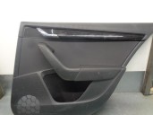 Recambio de guarnecido puerta trasera derecha para skoda octavia lim. (5e3) active referencia OEM IAM 5E5867212  