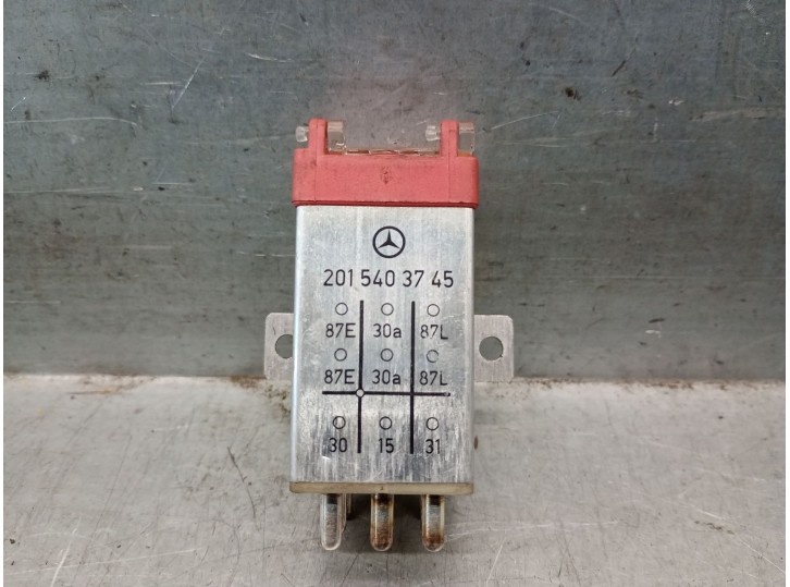 Recambio de rele para mercedes-benz clase s (w126) berlina+coupe sec 560 referencia OEM IAM 2015403745 A2015403745 