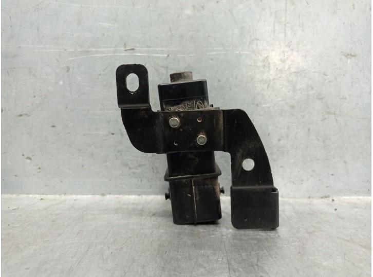 Recambio de caja precalentamiento para kia cee´d (jd) 1.6 crdi 136 referencia OEM IAM 368302A300  