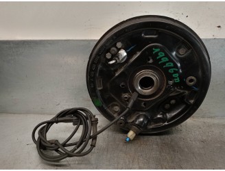 Recambio de mangueta trasera derecha para smart fortwo coupe 0.9 turbo cat referencia OEM IAM A4533560000  