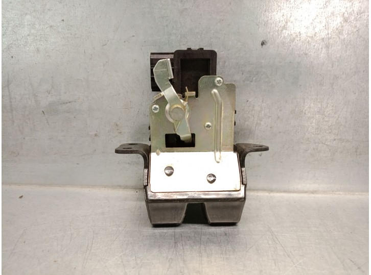 Recambio de cerradura maletero / porton para kia cee´d (jd) 1.6 crdi 136 referencia OEM IAM 81230A6600 81230A6600 