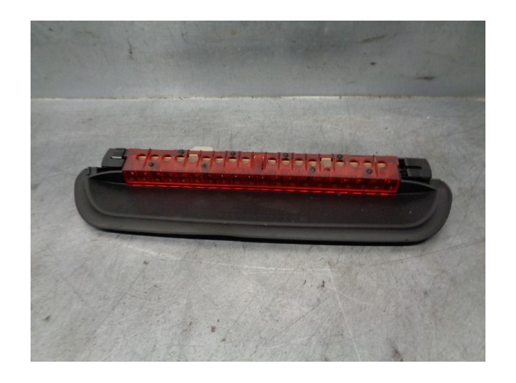 Recambio de luz central de freno para bmw serie 3 berlina (e90) 335d referencia OEM IAM 