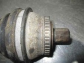 Recambio de transmision delantera derecha para audi a8 (d2) 2.8 v6 30v referencia OEM IAM 4D0407272H 