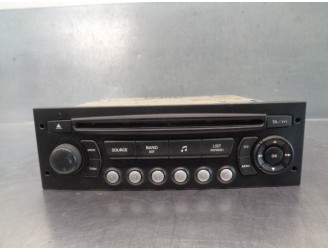 Replacement audio system / CD radio for Citroën C4 saloon 1.6 16V CAT (NFU / TU5JP4) OEM IAM reference 6564RH 