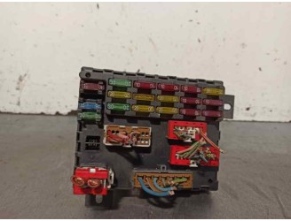 Recambio de caja reles / fusibles para ford mondeo iii (b5y) 2.0 tdci referencia OEM IAM 60679160 