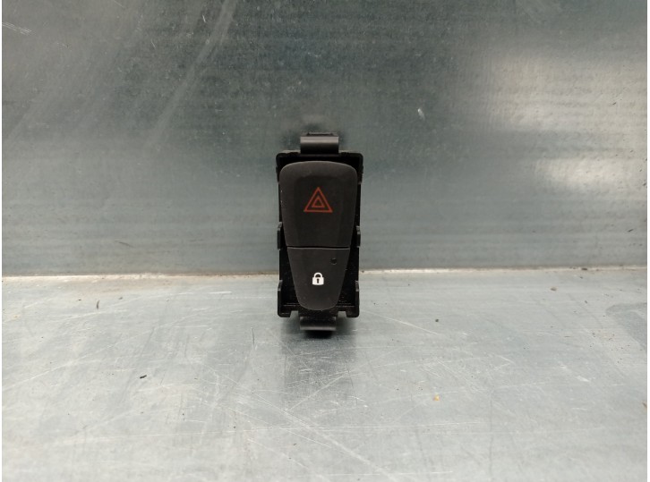 Recambio de warning para dacia sandero ii 0.9 tce cat referencia OEM IAM 252905668R 