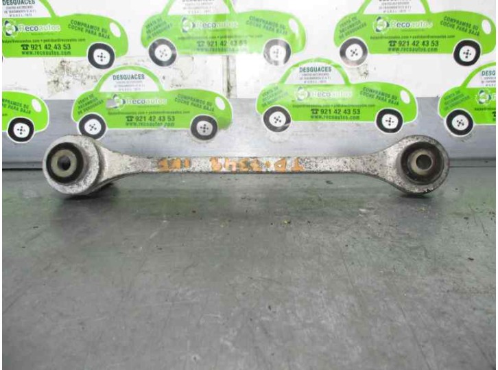 Recambio de brazo suspension superior trasero derecho para audi a8 (d2) 2.8 v6 30v referencia OEM IAM 4D0501529F 