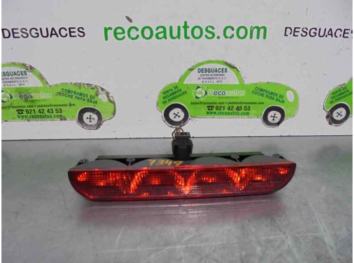 Replacement center brake light for Audi A8 (D2) 2.8 V6 30V OEM IAM reference 0996400 0996400 