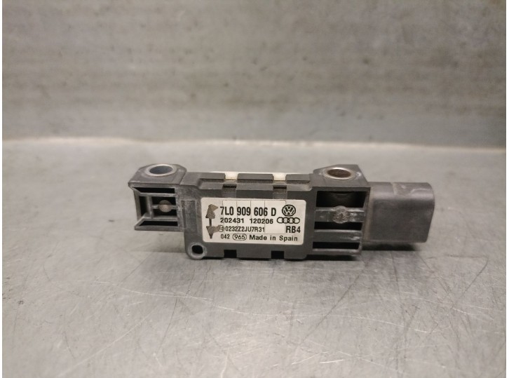 Recambio de sensor impacto para porsche cayenne (9pa) 3.2 referencia OEM IAM 7L0909606D  202431BOSCH