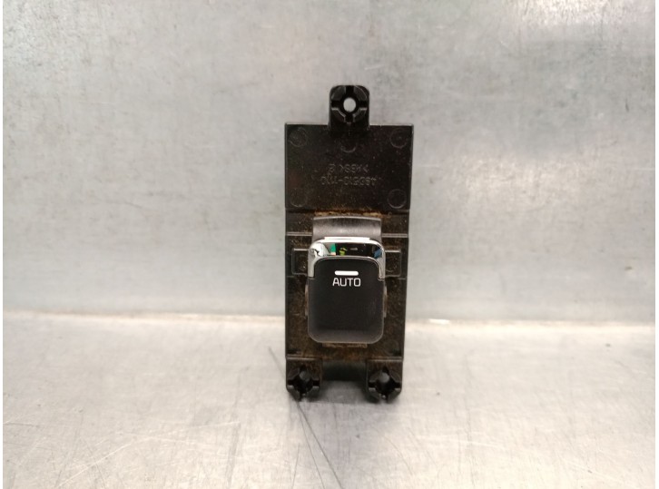 Recambio de mando elevalunas delantero derecho para kia cee´d (jd) 1.6 crdi 136 referencia OEM IAM 93580A2100 93580A2100WK 