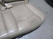 Recambio de asientos traseros para cadillac srx 3.6 v6 cat referencia OEM IAM CUERO BEIGE 5 PUERTAS