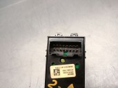 Recambio de mando elevalunas delantero izquierdo para kia cee´d (jd) 1.6 crdi 136 referencia OEM IAM 93570A2300 93570A2300WK 