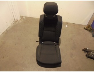 Recambio de asientos trasero derecho para skoda karoq (nu) 125 aniversario referencia OEM IAM  TELA NEGRA 5 PUERTAS