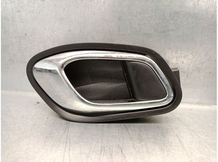 Recambio de maneta interior delantera derecha para kia cee´d (jd) 1.6 crdi 136 referencia OEM IAM 82623A2000 82620A2010 