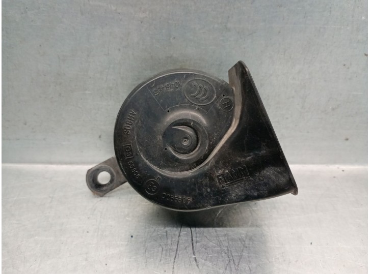 Recambio de claxon para lancia voyager monospace (404_) 2.8 crd (rt, 53) referencia OEM IAM 05026247AB K68065261AA 