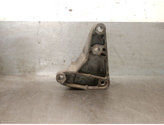 Recambio de soporte motor para opel insignia a (g09) 2.0 cdti (68) referencia OEM IAM 13228288 682885 