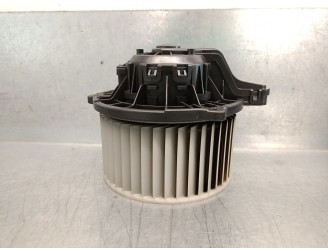 Recambio de motor calefaccion para kia cee´d (jd) 1.6 crdi 136 referencia OEM IAM 971133X000 971133X000 