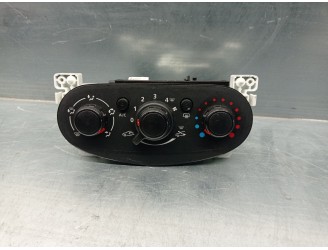 Recambio de mando calefaccion / aire acondicionado para dacia sandero ii 0.9 tce cat referencia OEM IAM 5P3741700 A42303400 