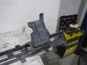 Recambio de refuerzo paragolpes delantero para kia pregio ii (tb) (2004 =>) 2.5 referencia OEM IAM K7A150070 DE HIERRO 