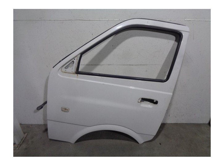 Recambio de puerta delantera izquierda para kia pregio ii (tb) (2004 =>) 2.5 referencia OEM IAM K76B59020D BLANCA 4 PUERTAS