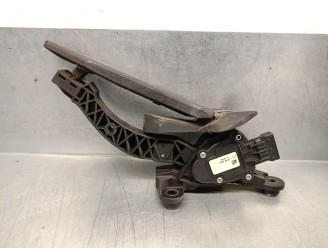 Recambio de potenciometro pedal para kia cee´d (jd) 1.6 crdi 136 referencia OEM IAM 327003XXXX 32700A6100 