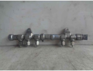 Recambio de rampa inyectora para opel combo d 1.3 16v cdti referencia OEM IAM 55234437 0445214217 BOSCH