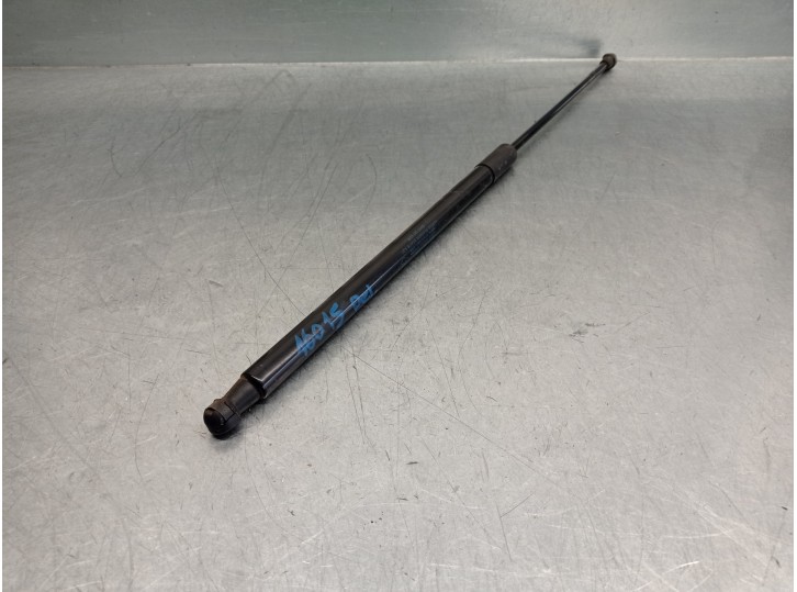 Recambio de amortiguadores capo para dacia duster ambiance 4x2 referencia OEM IAM 654712943R  