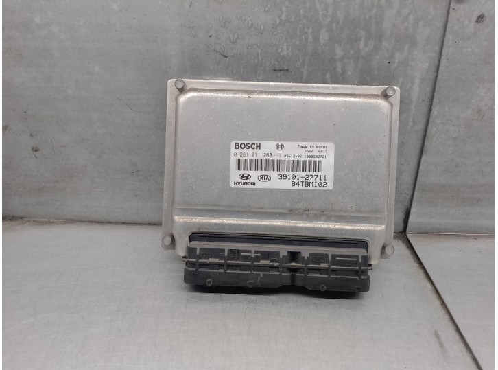 Recambio de centralita motor uce para hyundai getz (tb) 1.5 crdi cat referencia OEM IAM 3910127711 0281011260 BOSCH
