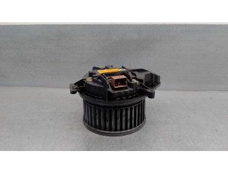 Recambio de motor calefaccion para audi a4 berlina (8e) 2.5 v6 24v tdi referencia OEM IAM 8E1820021B  