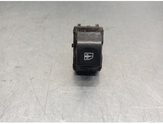 Recambio de mando elevalunas delantero derecho para dacia duster ambiance 4x2 referencia OEM IAM 254217475R 