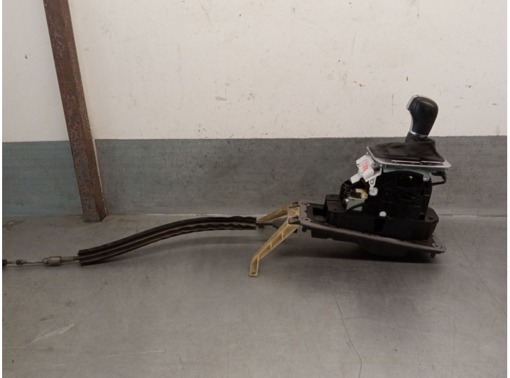 Recambio de palanca cambio para volkswagen touareg (7p5, 7p6) 3.0 v6 tdi referencia OEM IAM 7P1713105 7P1713105 
