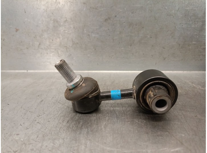 Recambio de tirante trasero derecho para hyundai kona furgoneta/suv (os, ose, osi) ev referencia OEM IAM EM16  