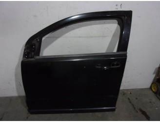 Recambio de puerta delantera izquierda para dodge caliber 2.0 16v crd cat referencia OEM IAM 5074155AD NEGRA 5 PUERTAS