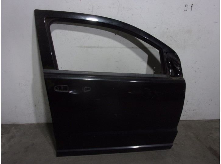 Recambio de puerta delantera derecha para dodge caliber 2.0 16v crd cat referencia OEM IAM 5074154AD NEGRA 5 PUERTAS