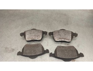 Replacement brake pads for Lancia Ypsilon (101) 1.3 JTD 16v OEM IAM reference 