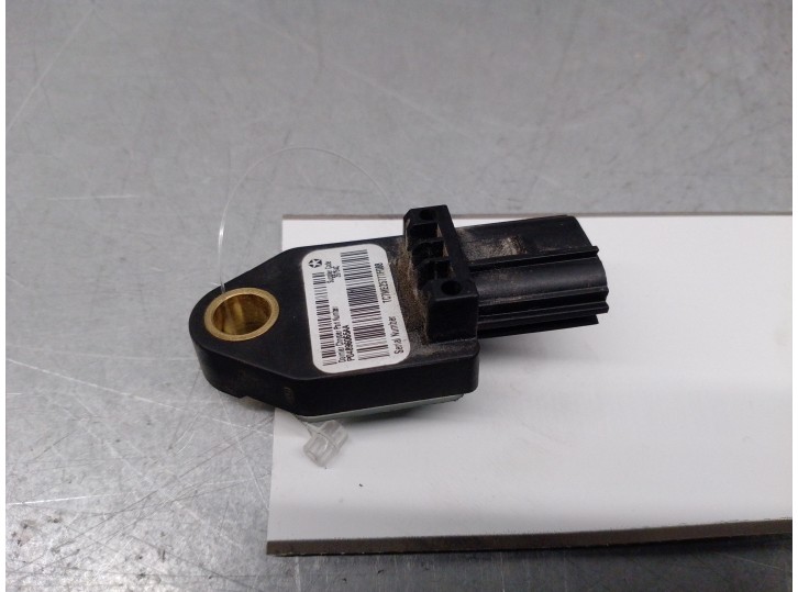 Recambio de sensor impacto para dodge caliber 2.0 16v crd cat referencia OEM IAM P04896065AA 04896065AA 