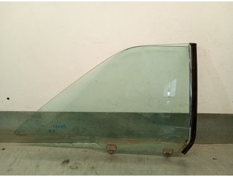 Recambio de luna trasera derecha para mercedes-benz clase s (w126) berlina+coupe sec 560 referencia OEM IAM A1266700210 A1266700