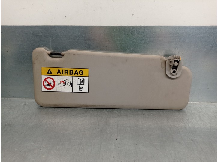 Recambio de parasol derecho para dacia duster ambiance 4x2 referencia OEM IAM 964003003R 